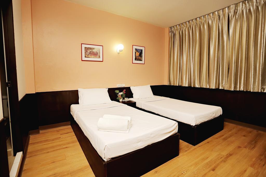 Baan Namtarn Guest House Bangkok Pokój zdjęcie