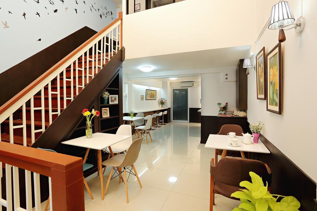 Baan Namtarn Guest House Bangkok Zewnętrze zdjęcie