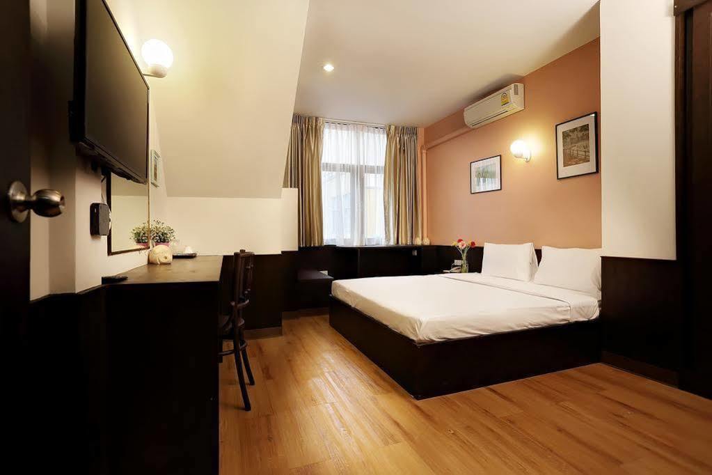 Baan Namtarn Guest House Bangkok Zewnętrze zdjęcie